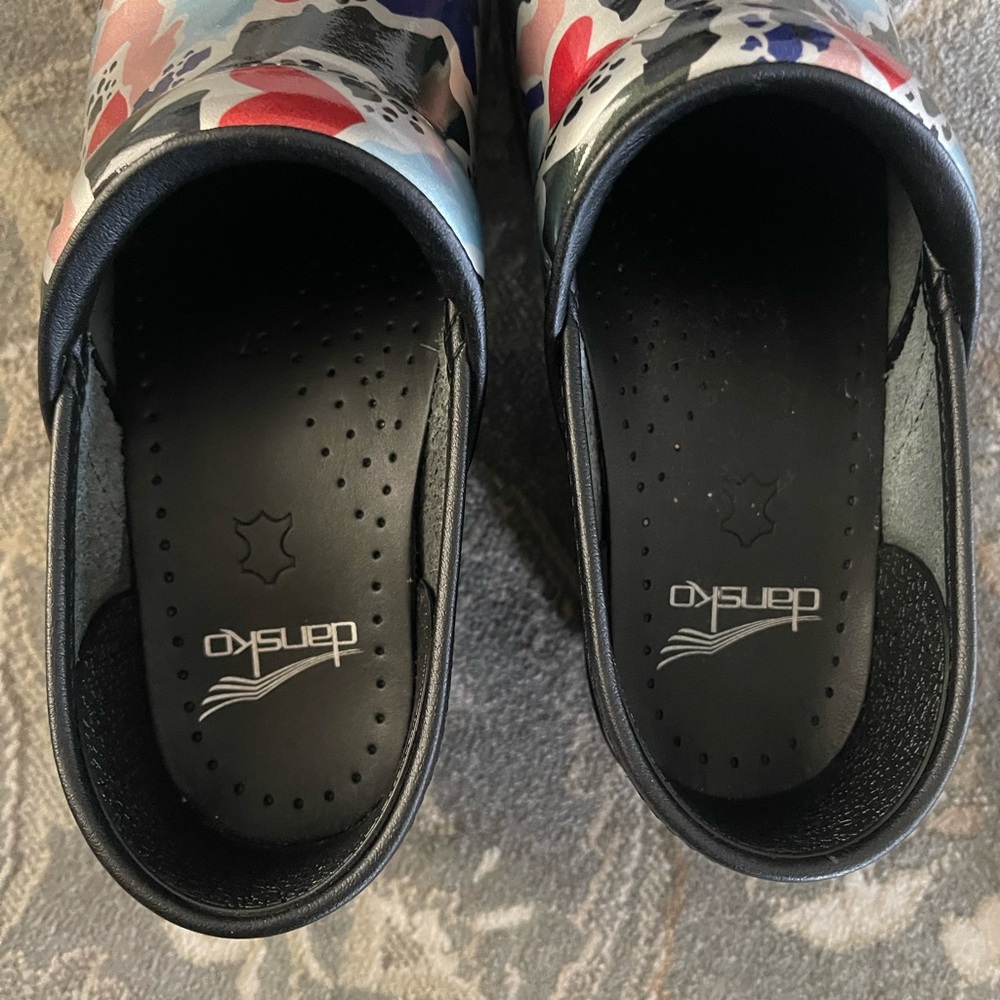 Dansko Clogs - Picture 4 of 4